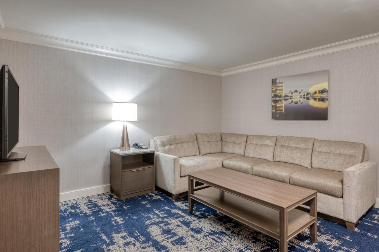 Crowne Plaza Albany - The Desmond Hotel Ngoại thất bức ảnh